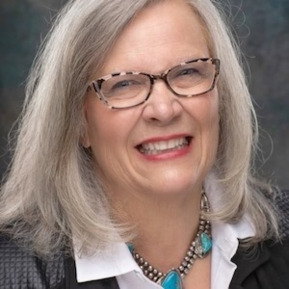 Meet your Posher, Heidi - Picture 1 of 1